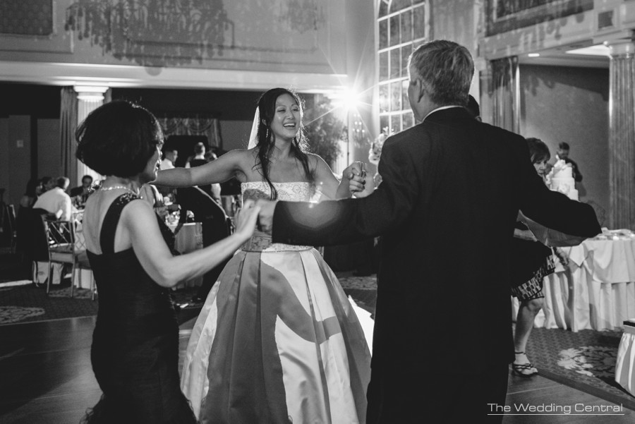 photojournalistic wedding photographer new jersey - the Palace at Somerset Park wedding in New Jersey photojournalistic wedding photographer new jersey - the Palace at Somerset Park wedding in New Jersey