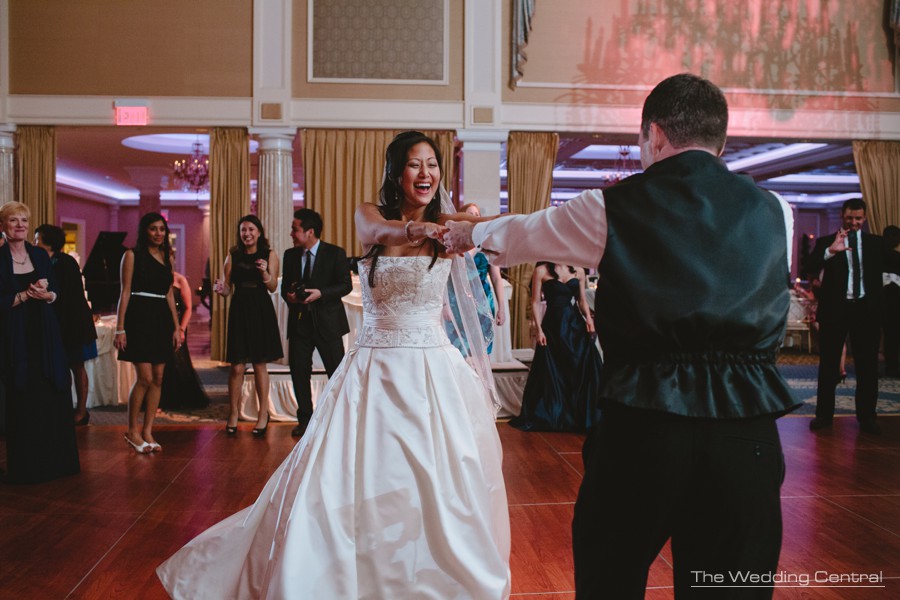 photojournalistic wedding photographer new jersey - the Palace at Somerset Park wedding in New Jersey photojournalistic wedding photographer new jersey - the Palace at Somerset Park wedding in New Jersey